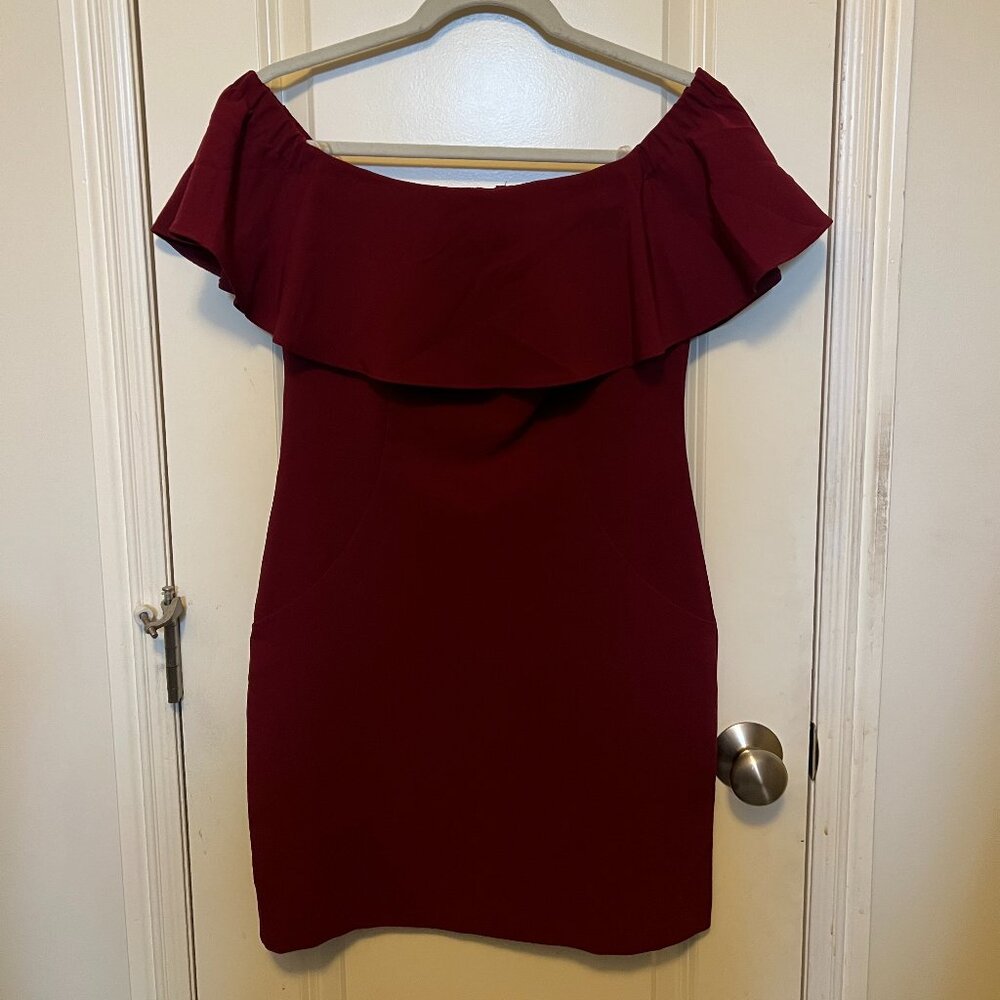 Off shoulder red mini dress Size 7/8